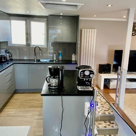 Modern Stylish Apartment At Brighton Station Esterno foto