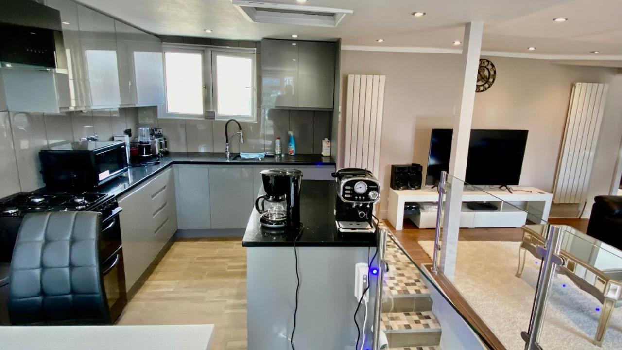 Modern Stylish Apartment At Brighton Station Esterno foto